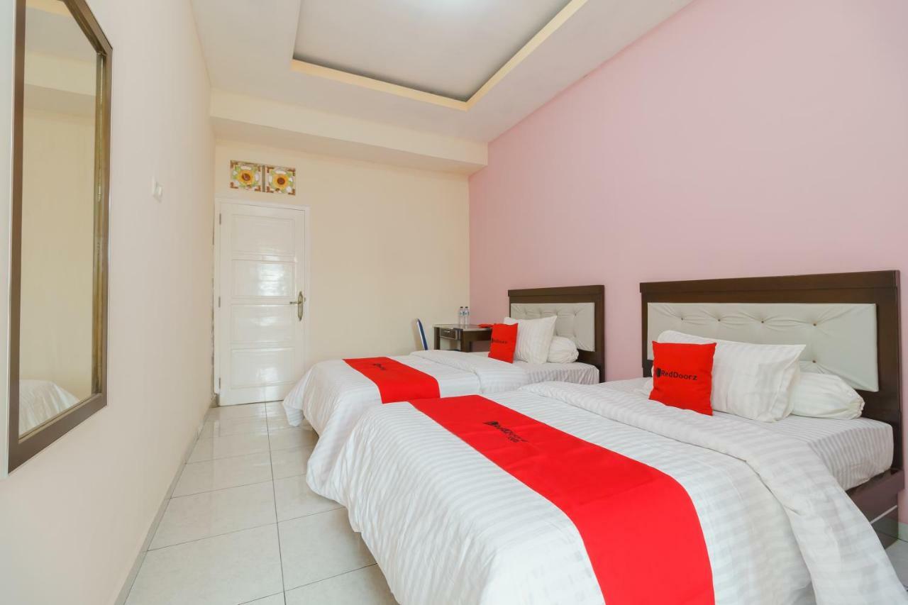Reddoorz Syariah Near Simpang Sekip Palembang Ξενοδοχείο Εξωτερικό φωτογραφία